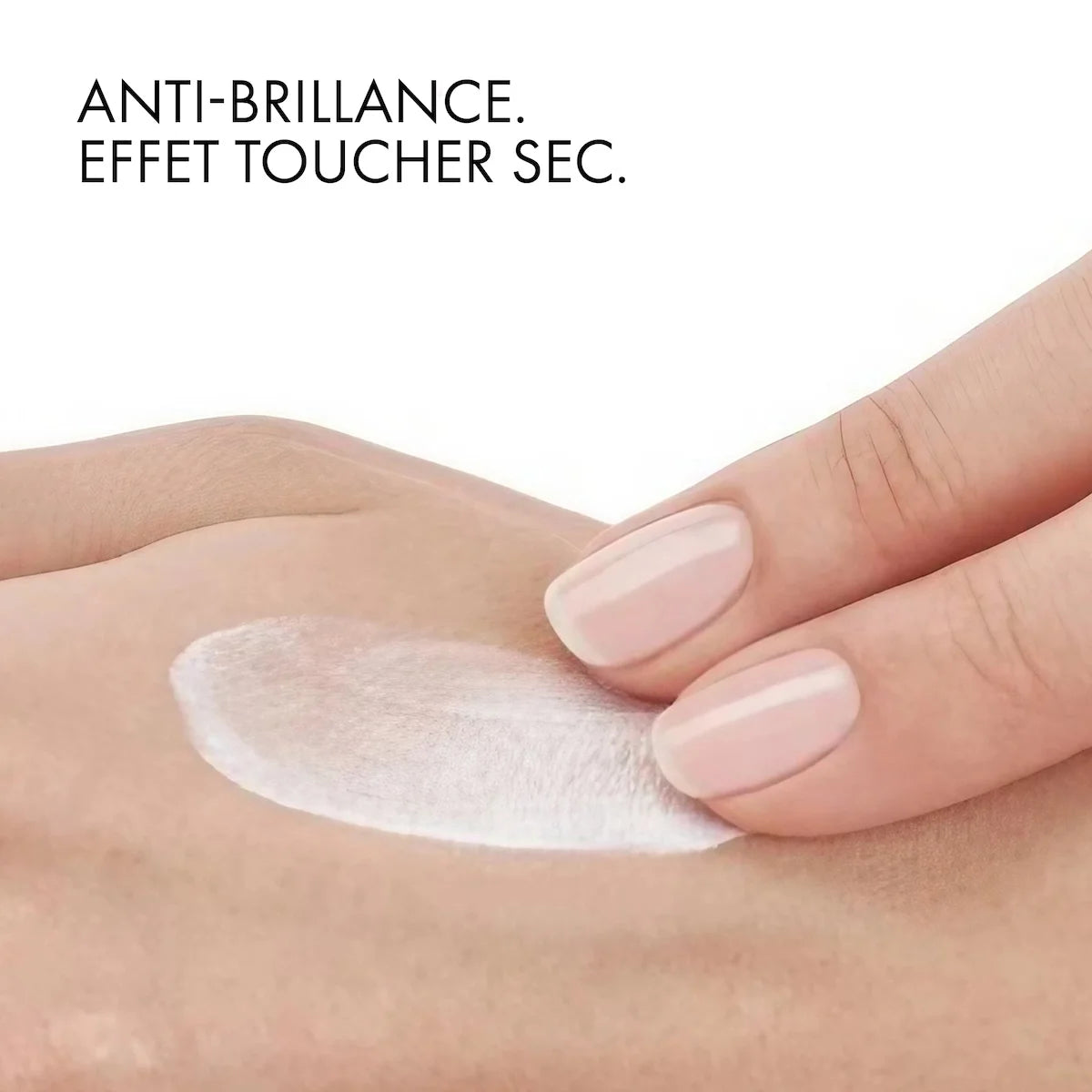 VICHY CAPITAL SOLEIL ÉMULSION ANTI-BRILLANCE TOUCHER SEC SPF50+ PEAU MIXTE À GRASSE 50 ML = APRÈS-SOLEIL 100 ML OFFERT